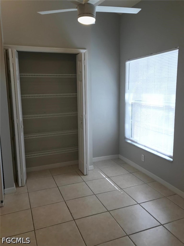 2 Bed Duplex for Sale in Cape Coral, photo 4