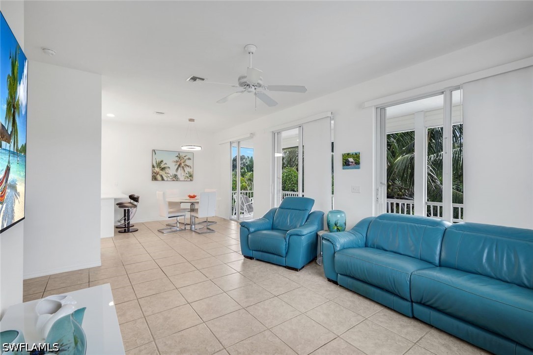 3 Bed SingleFamilyResidence for Sale in Imperial Shores, photo 4