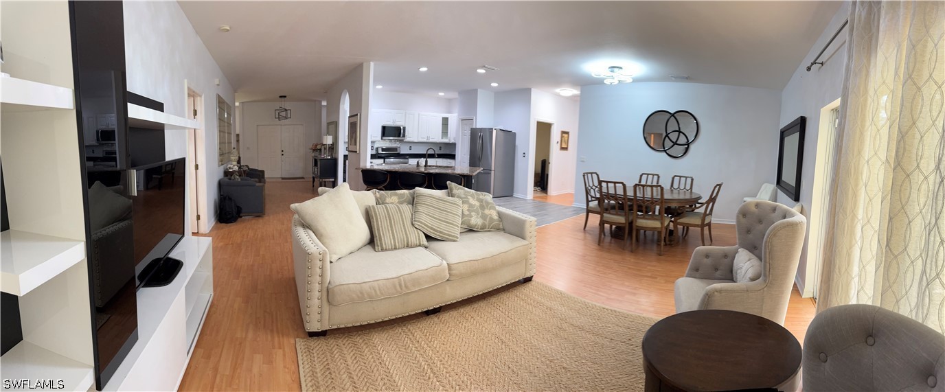 3 Bed SingleFamilyResidence for Sale in Lehigh Acres, photo 4