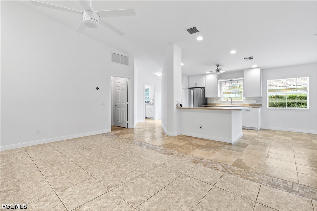 2 Bed Waterfront Home for Sale in Bonita Springs, photo 4