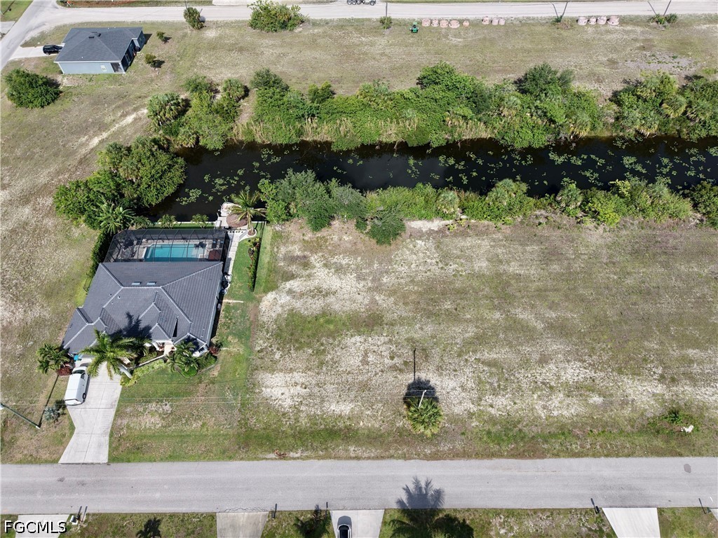 Waterfront Home for Sale in Cape Coral, photo 4