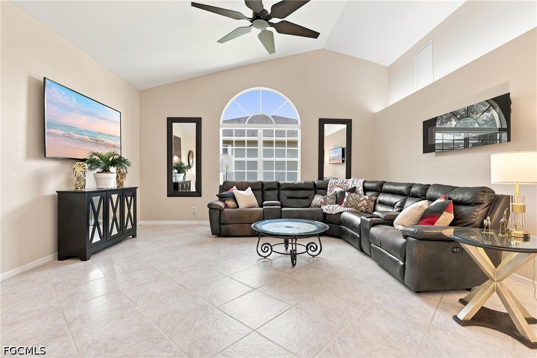 4 Bed Pool Home for Sale in Cape Coral, photo 4