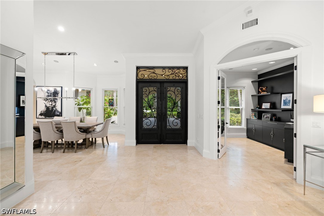 4 Bed Pool Home for Sale in Logan Woods, photo 4