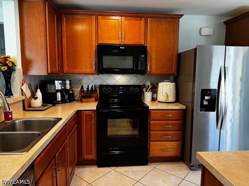 3 Bed SingleFamilyResidence for Sale in Bonita Springs, photo 4