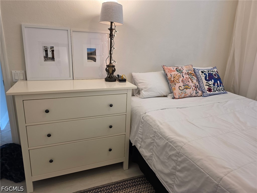 3 Bed SingleFamilyResidence for Sale in Venetian Village, photo 4