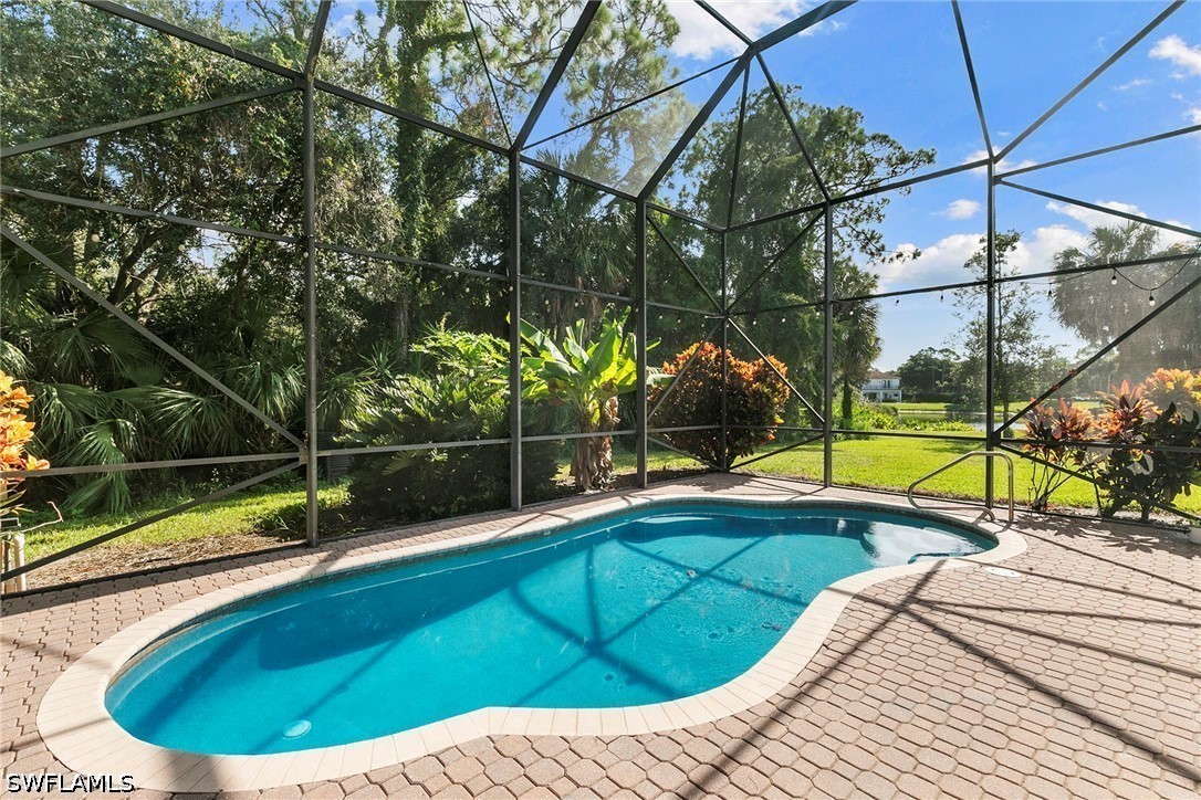 4 Bed Pool Home for Sale in Saturnia Lakes, photo 4