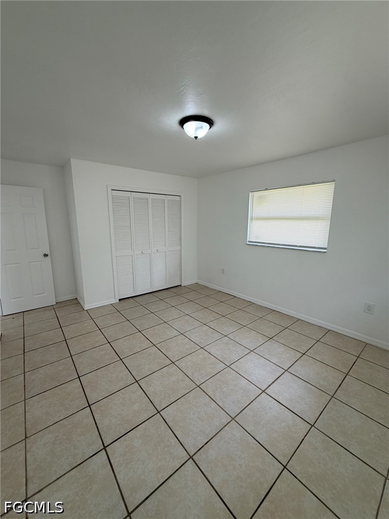 2 Bed Duplex for Sale in Fort Myers, photo 4