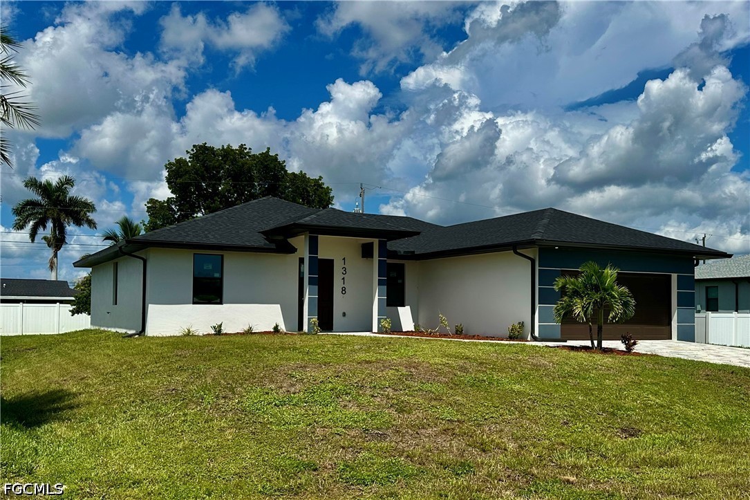4 Bed SingleFamilyResidence for Sale in Cape Coral, photo 4