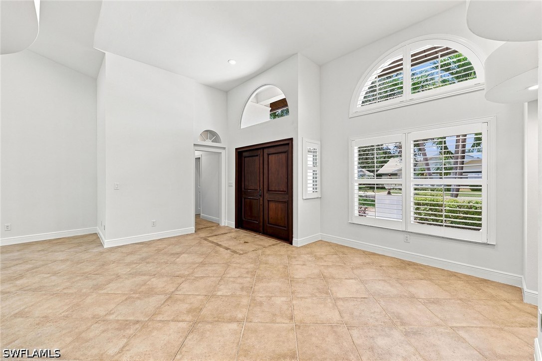 3 Bed Pool Home for Sale in Mahogany Run, photo 4