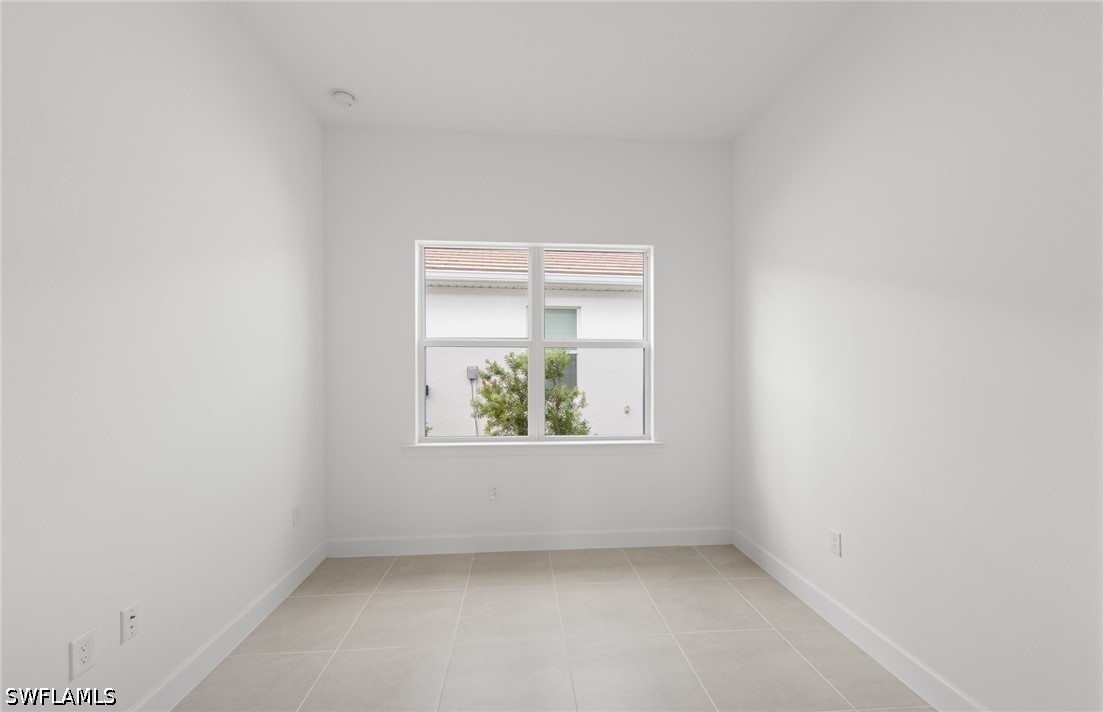 2 Bed Waterfront Home for Sale in Terrawalk, photo 4
