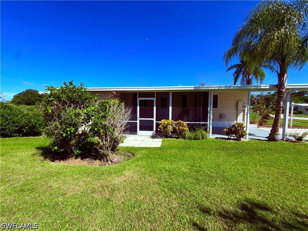 2 Bed ManufacturedHome for Sale in Naples, photo 4