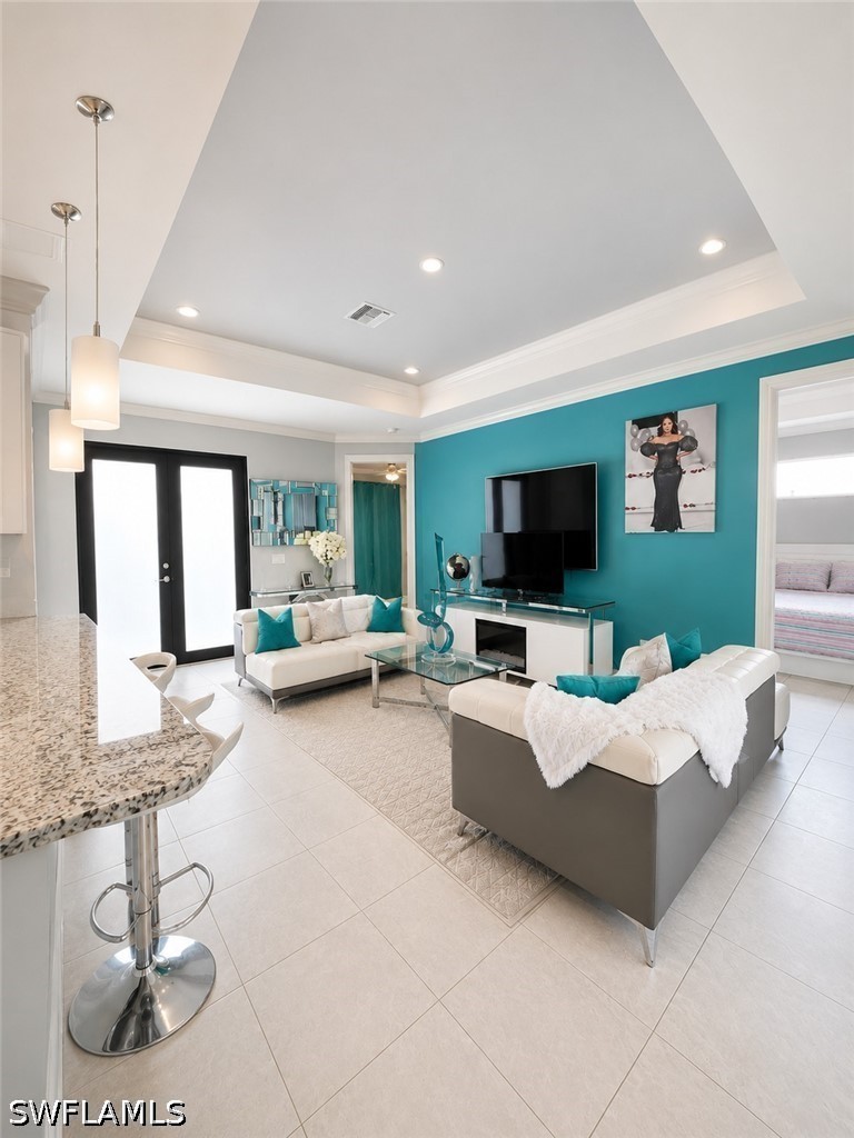 3 Bed SingleFamilyResidence for Sale in Naples, photo 4