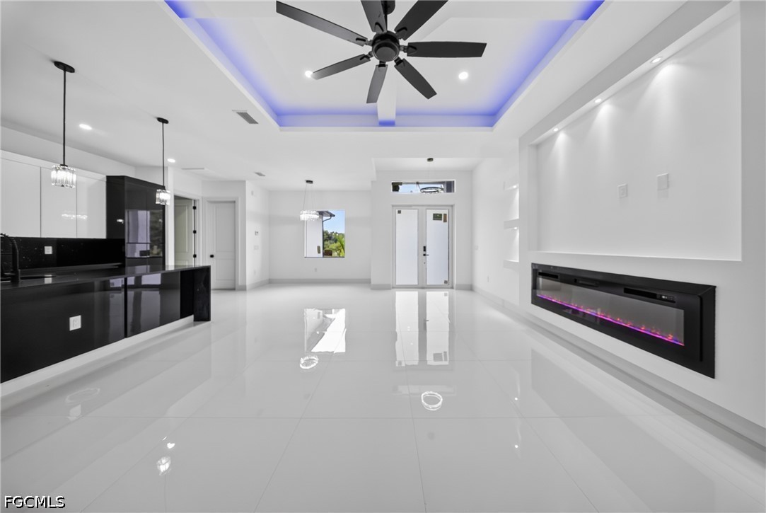 4 Bed SingleFamilyResidence for Sale in Lehigh Acres, photo 4