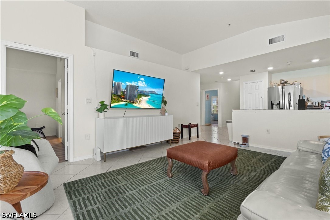 3 Bed Pool Home for Sale in Botanical Place, photo 4