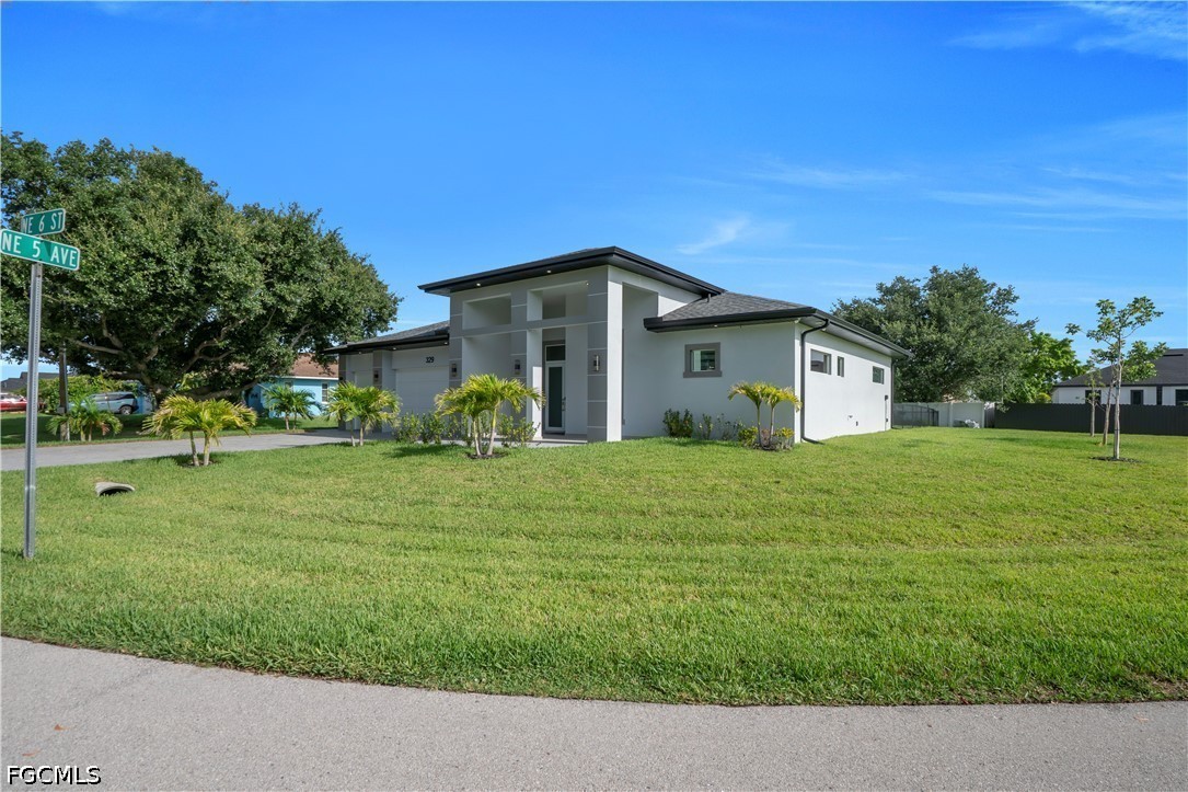 4 Bed Pool Home for Sale in Cape Coral, photo 4