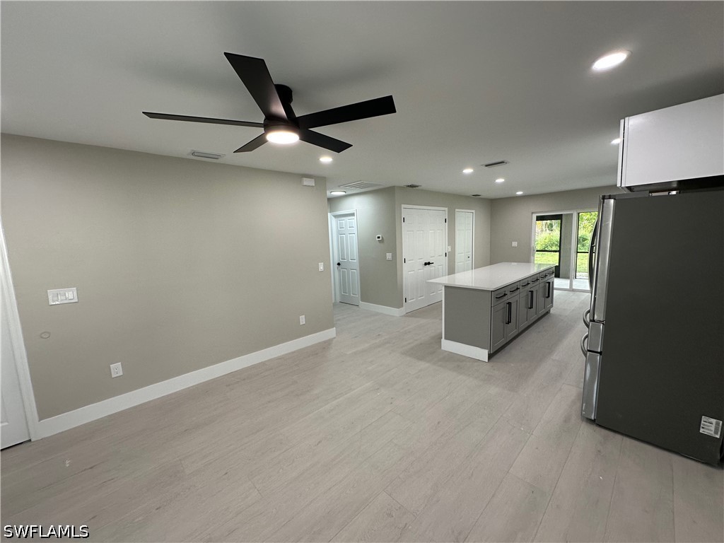 2 Bed Waterfront Home for Sale in Fort Myers, photo 4