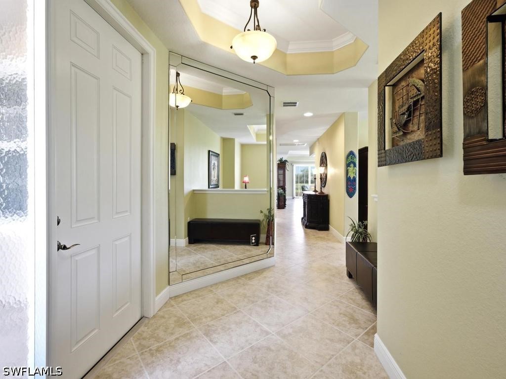 2 Bed Waterfront Home for Sale in Hawthorne, photo 4