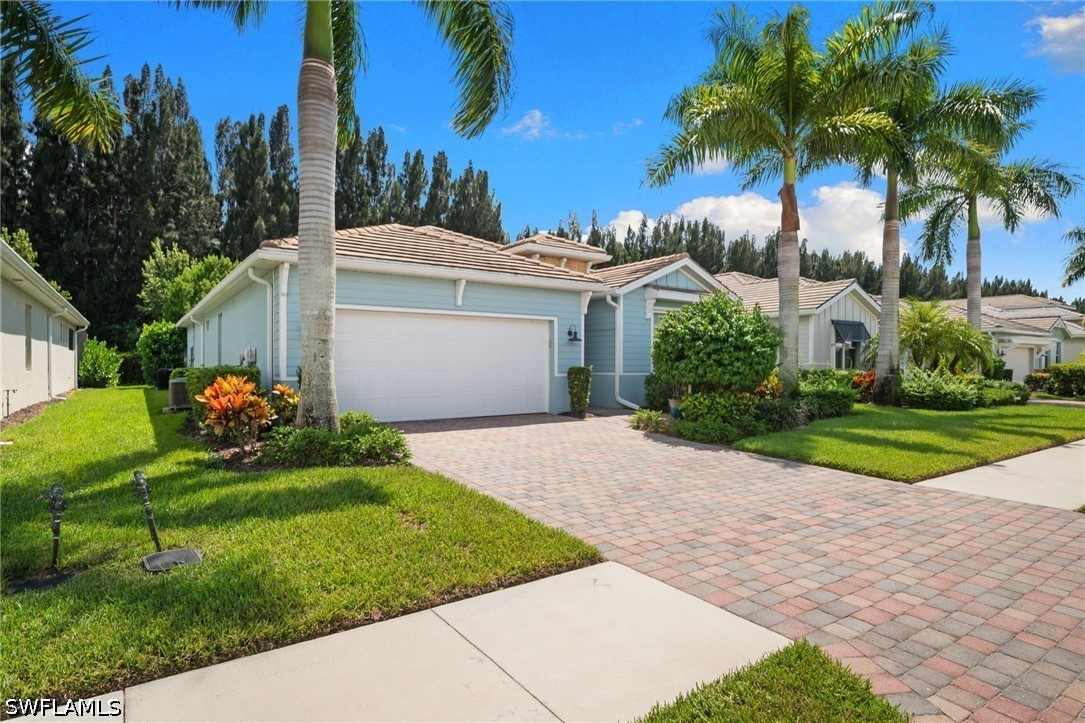 4 Bed Pool Home for Sale in Egret Landing, photo 4
