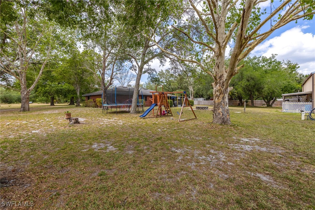3 Bed SingleFamilyResidence for Sale in Fort Denaud, photo 31