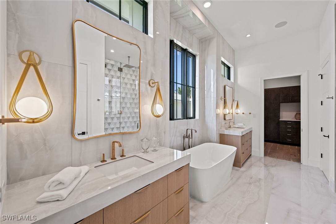 5 Bed Pool Home for Sale in Park Shore, photo 31