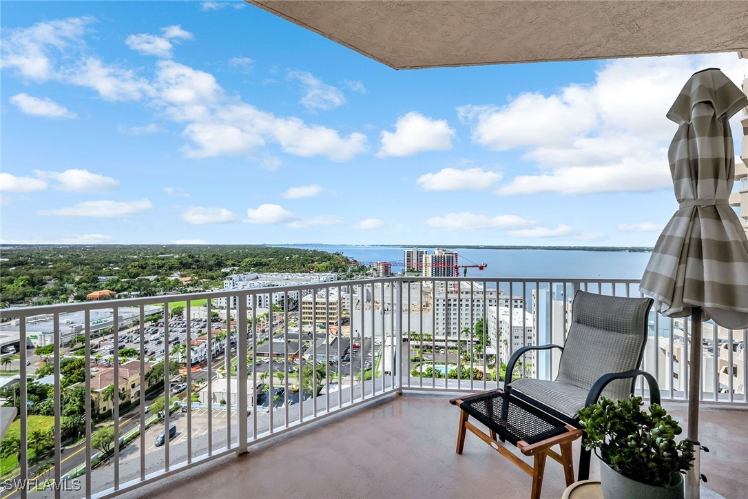 3 Bed Waterfront Home for Sale in Fort Myers, photo 31