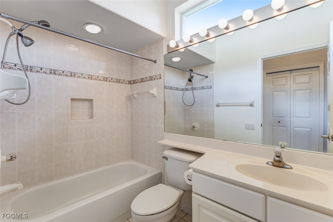 3 Bed Pool Home for Sale in Fort Myers, photo 31