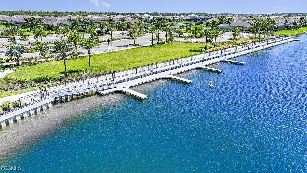 2 Bed Waterfront Home for Sale in Fort Myers, photo 31