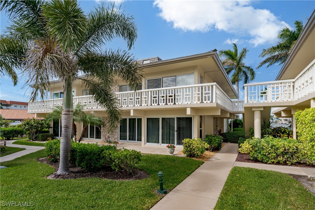 2 Bed Waterfront Home for Sale in Marco Island, photo 31