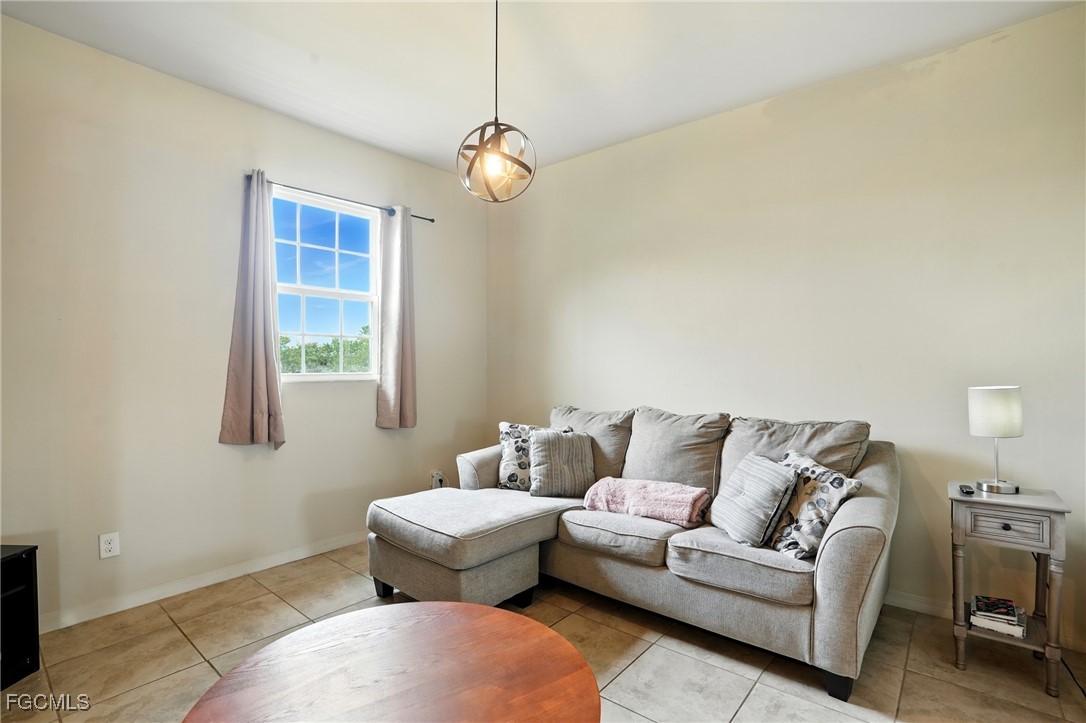 4 Bed SingleFamilyResidence for Sale in Cape Coral, photo 31