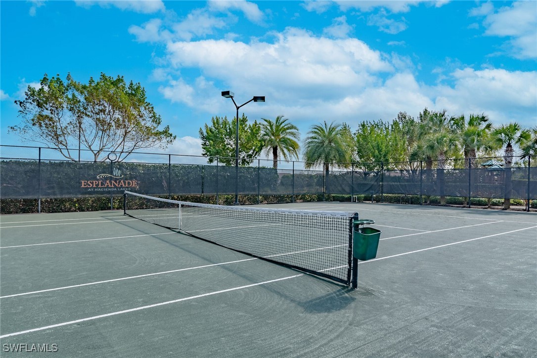 2 Bed Attached for Sale in Naples, photo 31