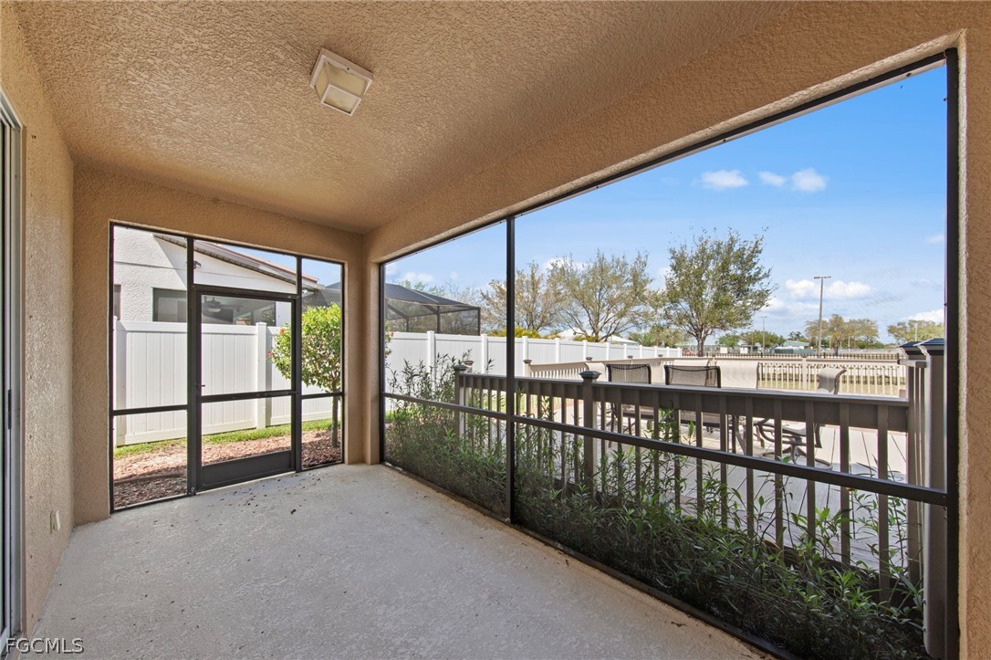 3 Bed SingleFamilyResidence for Sale in Cape Coral, photo 31