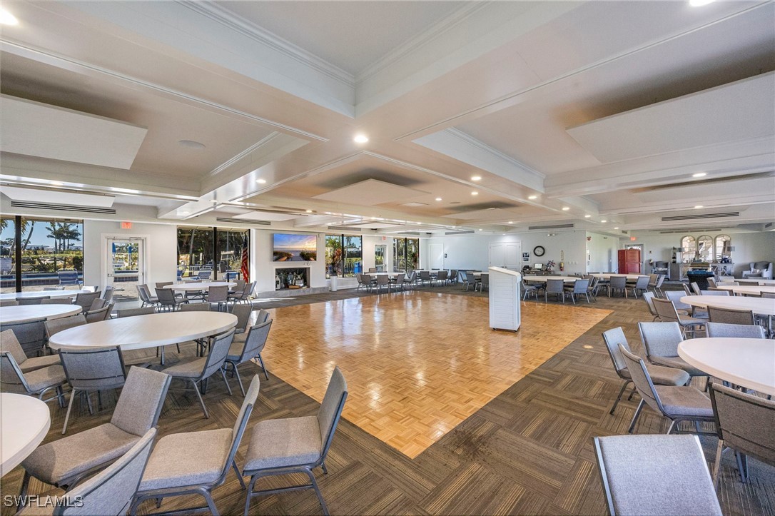 2 Bed Condominium for Sale in Naples, photo 31