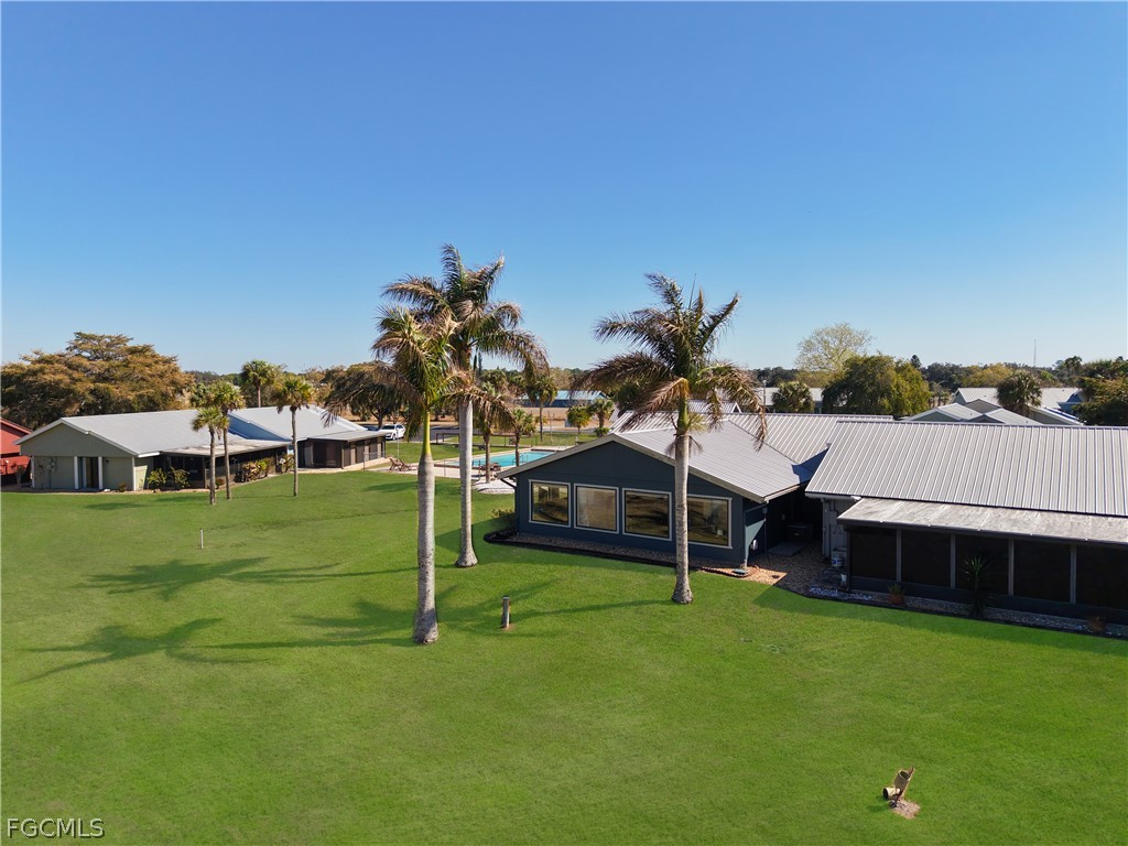 2 Bed Waterfront Home for Sale in Labelle, photo 31