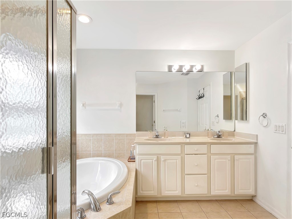 3 Bed Townhouse for Sale in Heatherstone, photo 31