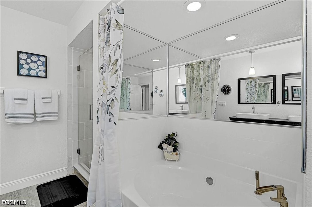 3 Bed Pool Home for Sale in Port Charlotte, photo 31