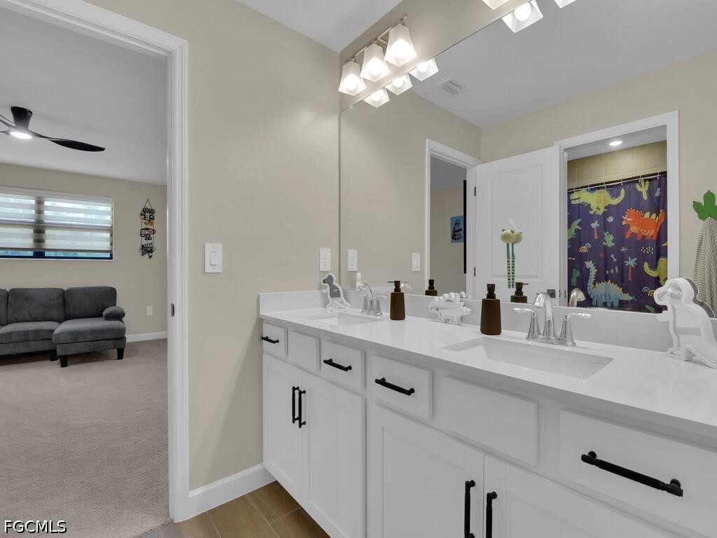 5 Bed SingleFamilyResidence for Sale in Timber Creek, photo 31