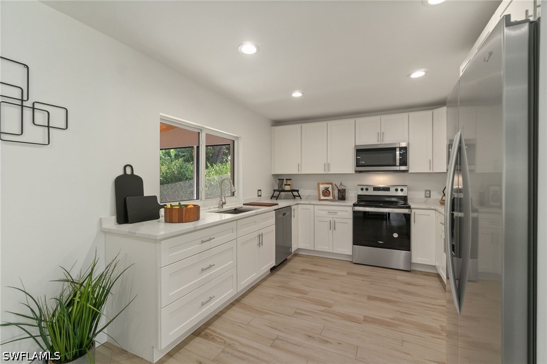 2 Bed SingleFamilyResidence for Sale in Estero, photo 31