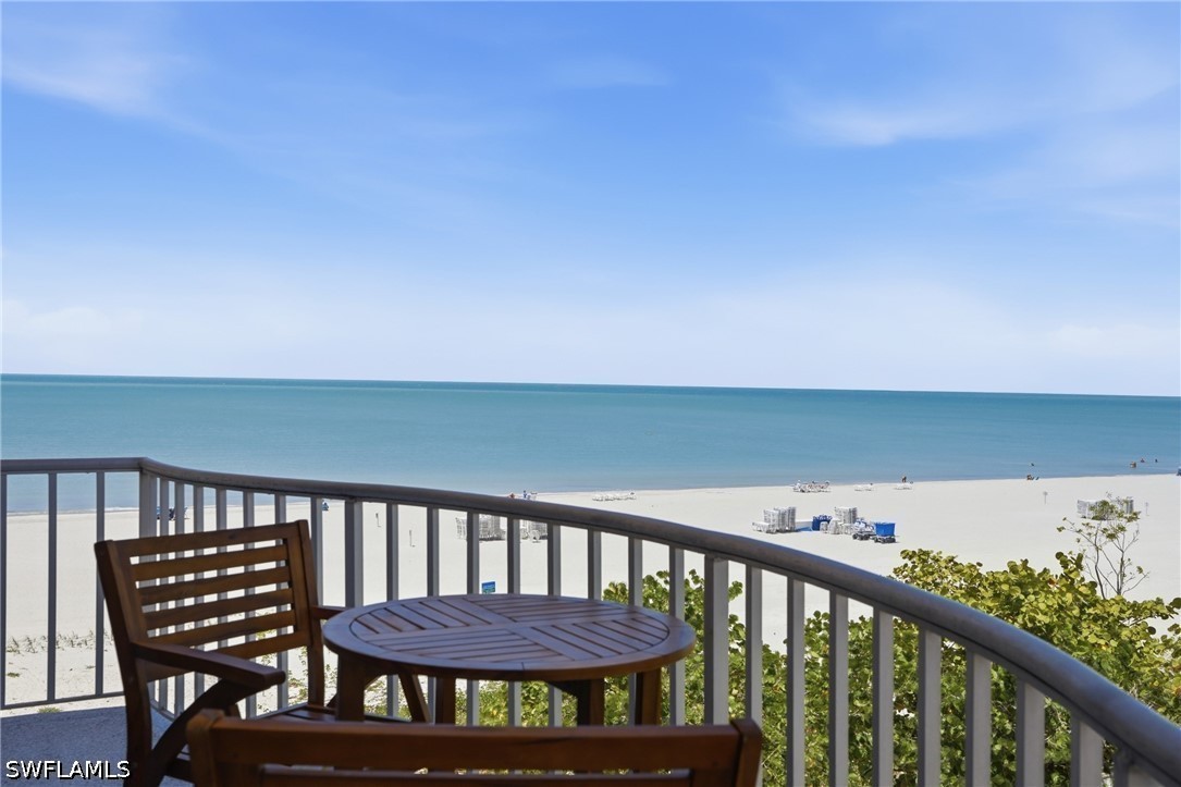 2 Bed Pool Home for Sale in Hickory Shores, photo 31