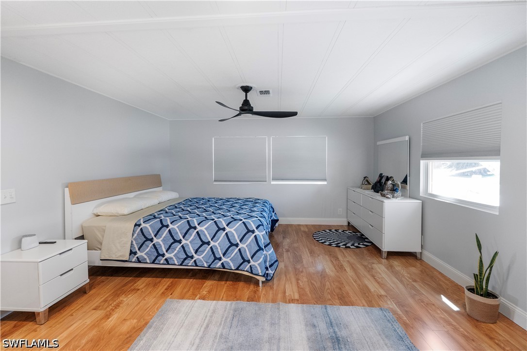 2 Bed ManufacturedHome for Sale in Naples, photo 31