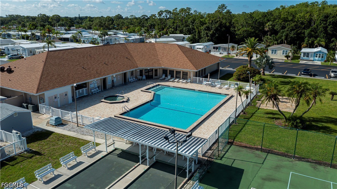 2 Bed ManufacturedHome for Sale in North Fort Myers, photo 31