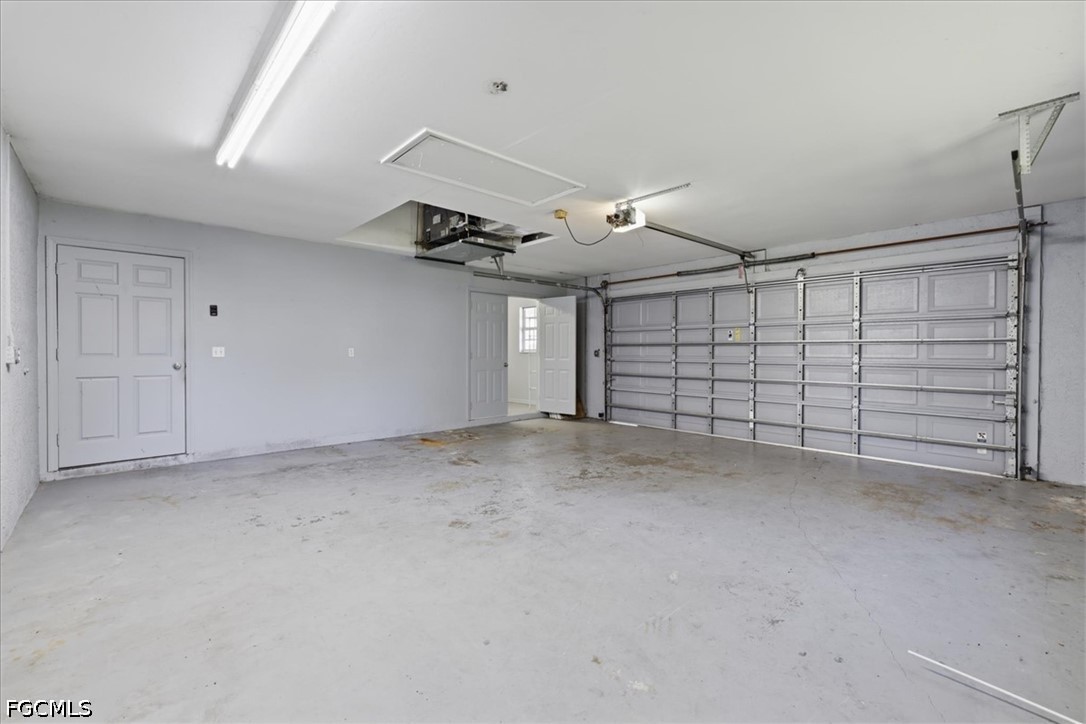 4 Bed SingleFamilyResidence for Sale in Laurel Oaks, photo 31