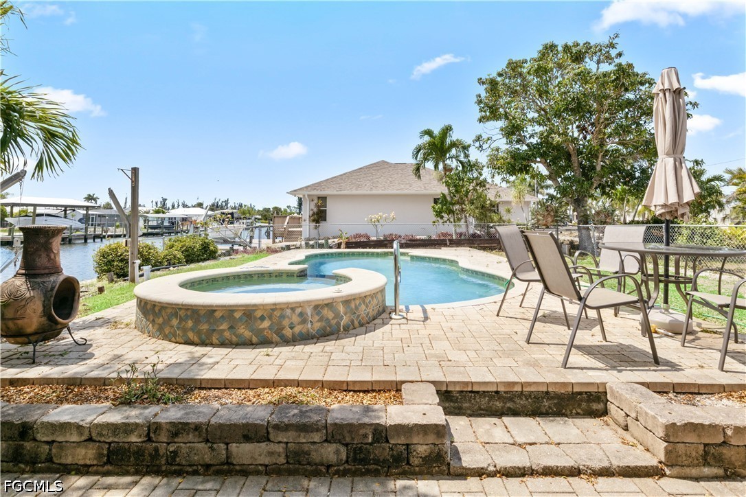2 Bed Pool Home for Sale in Matlacha Isles, photo 31