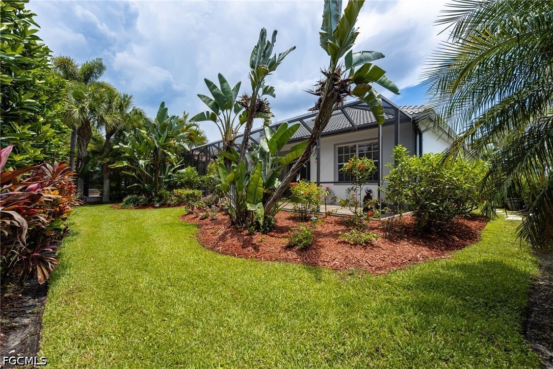 2 Bed SingleFamilyResidence for Sale in Naples, photo 31