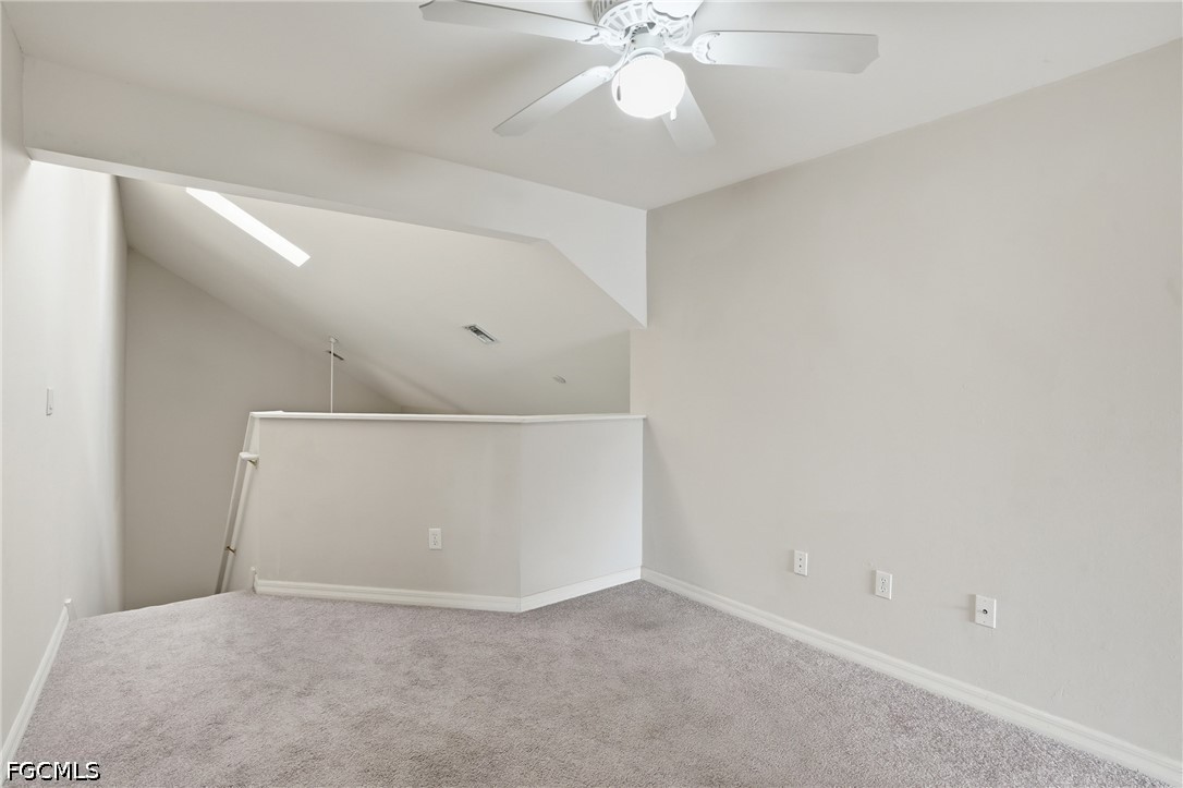 3 Bed Attached for Sale in Naples, photo 31