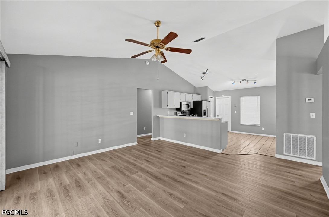 3 Bed Pool Home for Sale in Cape Coral, photo 31
