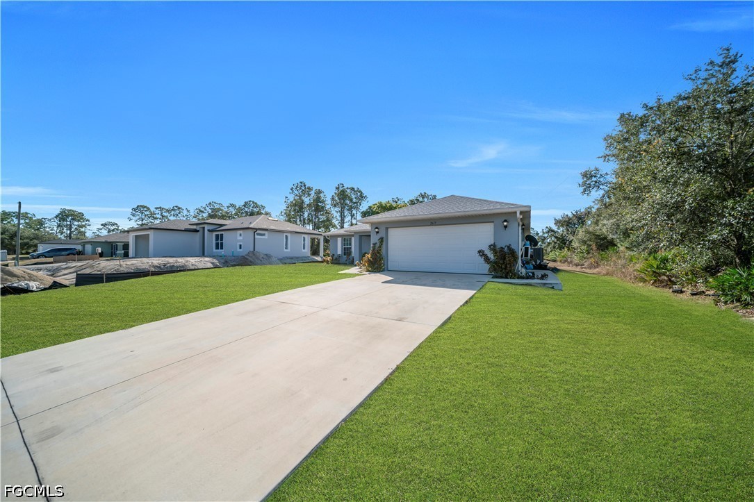 3 Bed SingleFamilyResidence for Sale in Lehigh Acres, photo 31