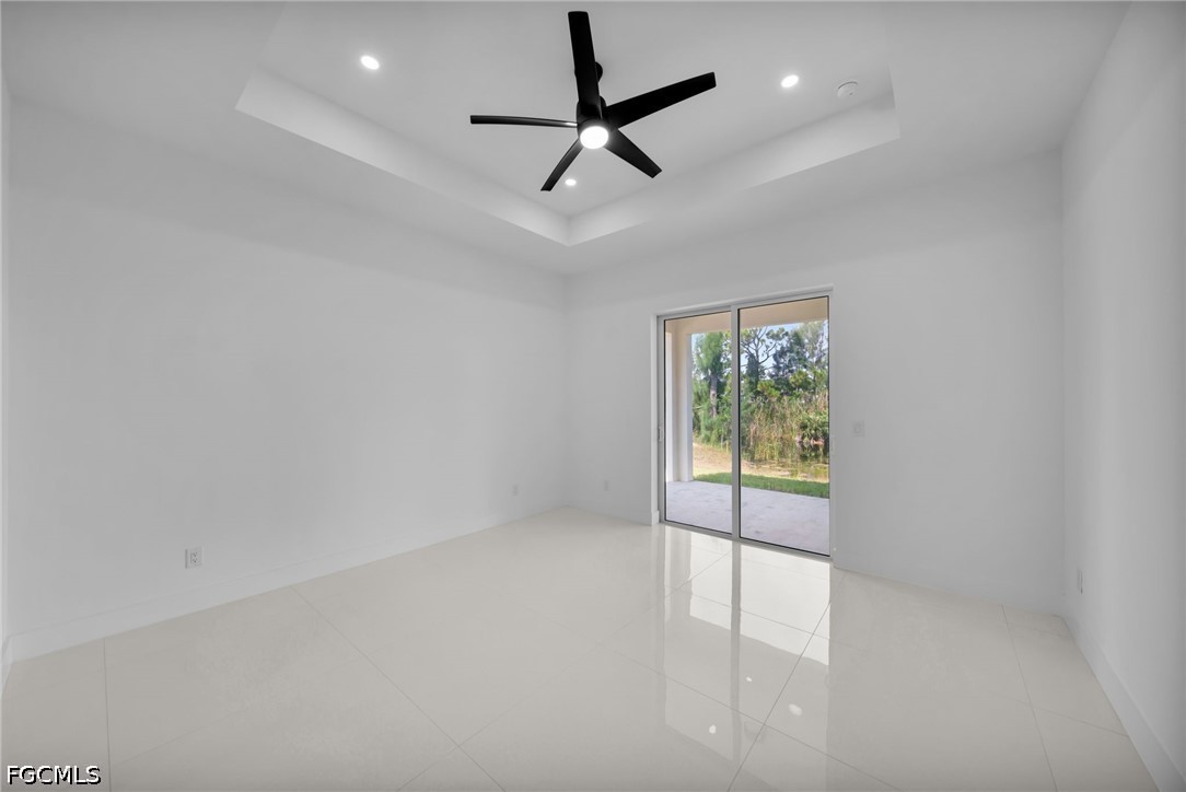 3 Bed Waterfront Home for Sale in Cape Coral, photo 31