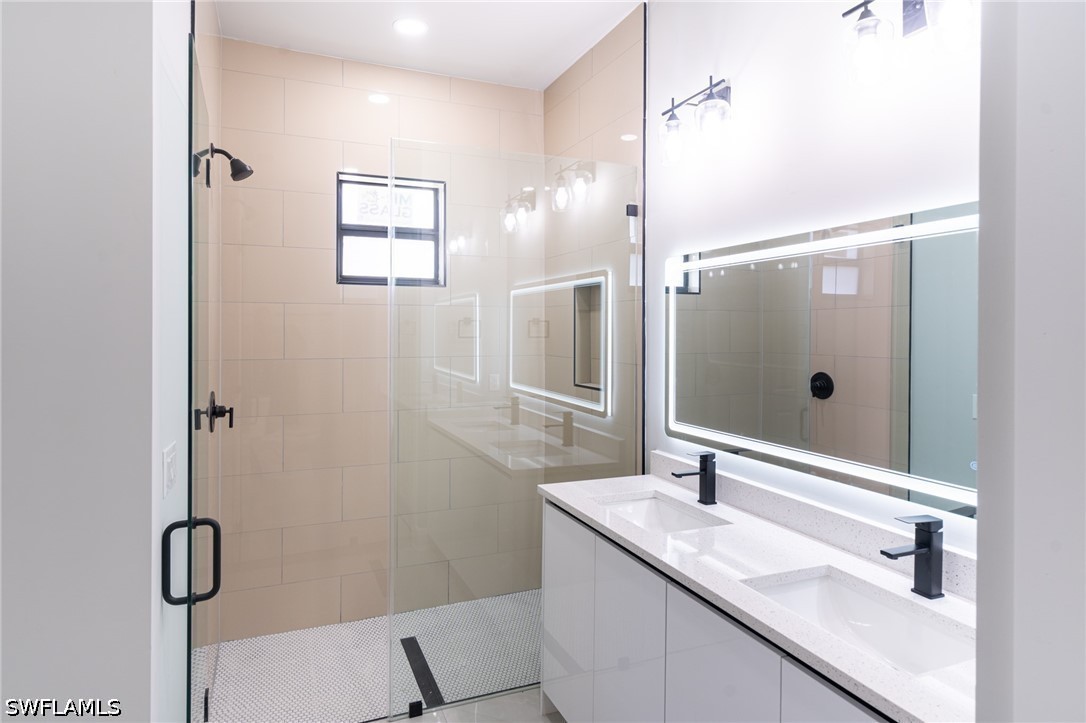 3 Bed SingleFamilyResidence for Sale in Lehigh Acres, photo 31