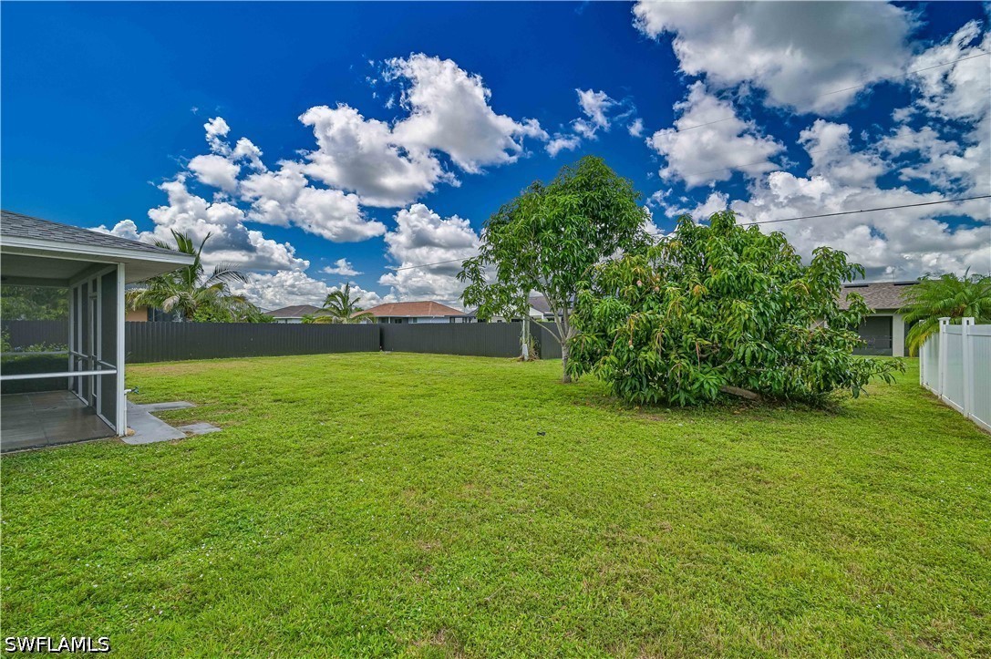3 Bed SingleFamilyResidence for Sale in Cape Coral, photo 31