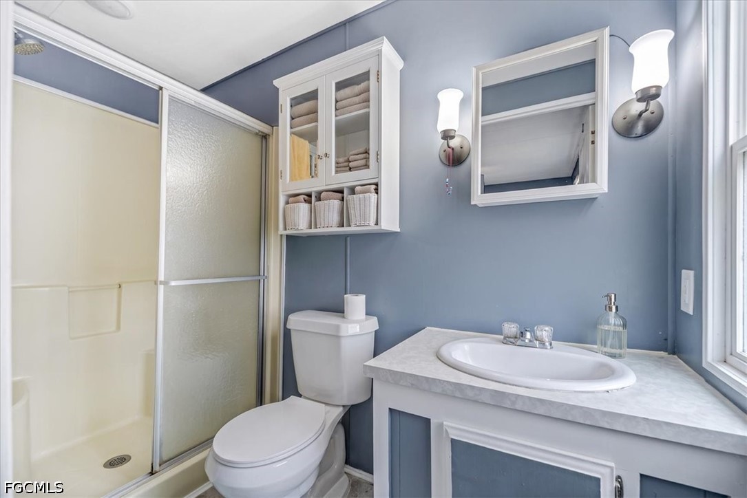 2 Bed ManufacturedHome for Sale in North Fort Myers, photo 31
